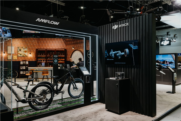 重庆时时彩：全球首款搭载大疆DJI Avinox 全地形电助力山地车Amflow PL亮相