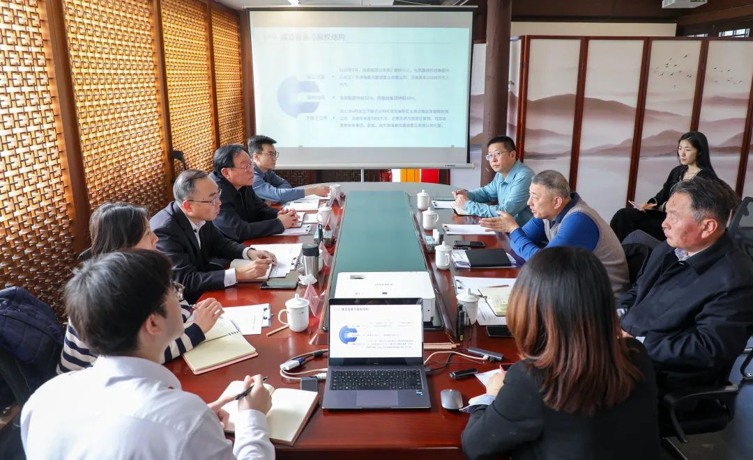 腾讯分分彩：海泰发布｜海泰控股集团党委书记、董事长刘铁钢赴海泰凤凰城公司、海泰发展公司调研