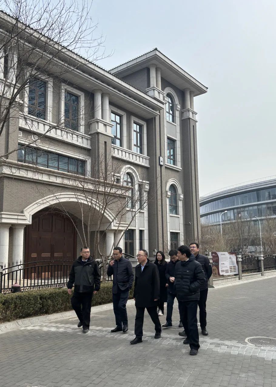 腾讯分分彩：海泰发布｜海泰控股集团党委书记、董事长刘铁钢赴海泰凤凰城公司、海泰发展公司调研