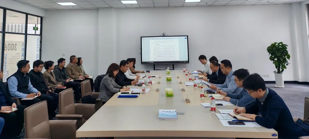 腾讯分分彩：海泰发布｜海泰控股集团党委书记、董事长刘铁钢赴海泰凤凰城公司、海泰发展公司调研